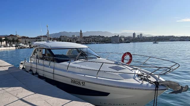 Klobuk travel ( marina ) - Image 2