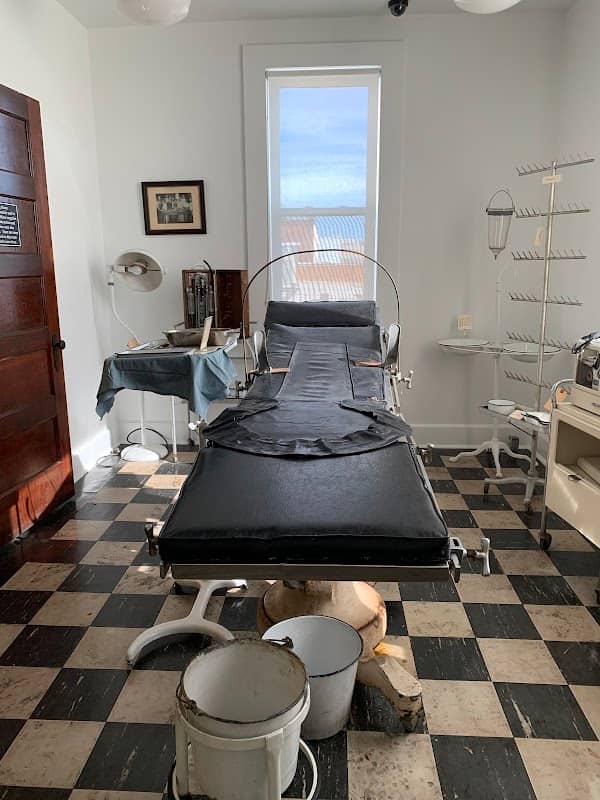 Holmes Medical Museum - Image 2