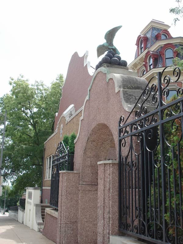The Palmer Family Residence - Image 2