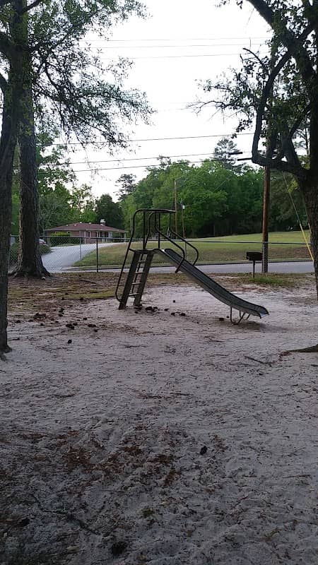 Edgefield Park - Image 1