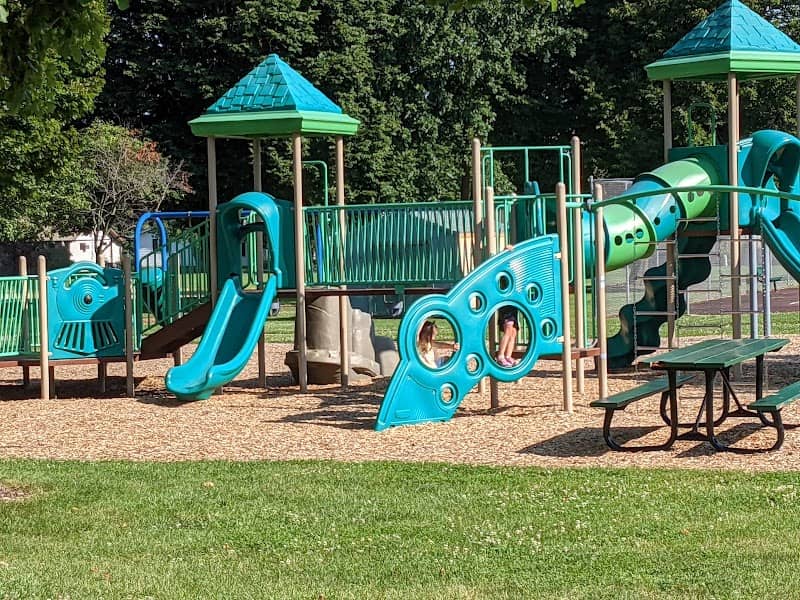 Burwash Park - Image 2