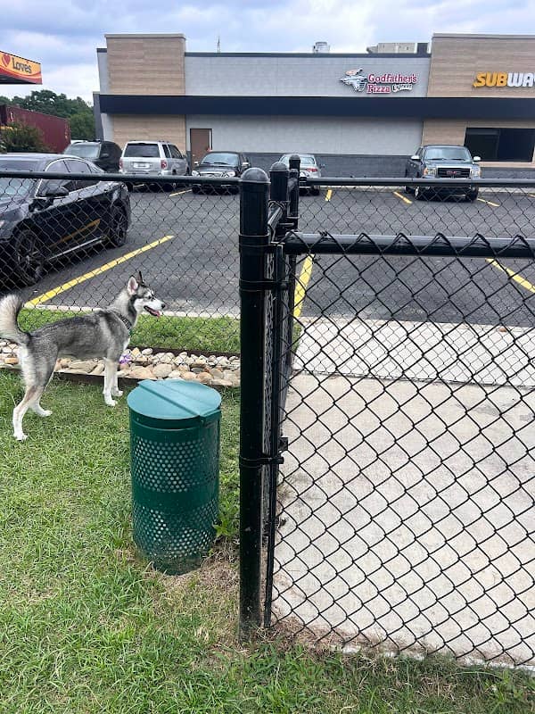 Dog Park at Love's Travel Stops - Image 1