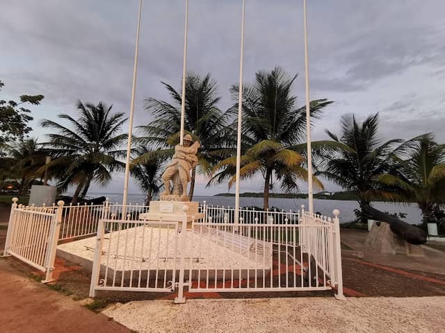 Place Joyeuse - Image 2