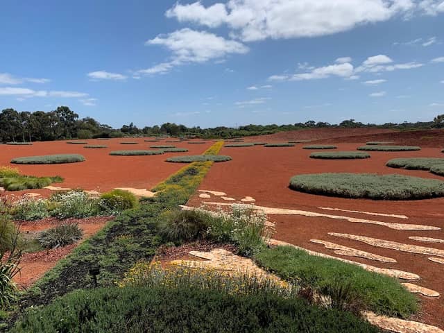 Red Sand Garden - Image 1