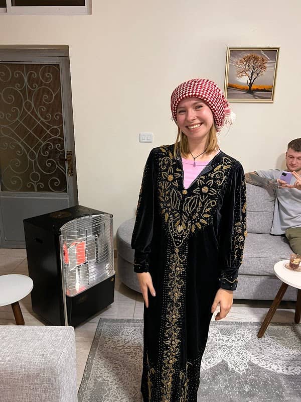 "Ask a Jordanian – Tea, Culture & Real Talk" - Image 2