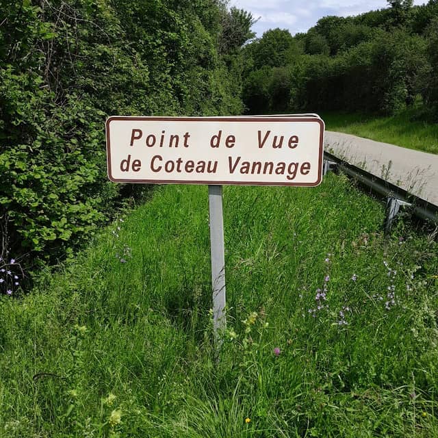 Point de vue de coteau Vannage. - Image 2