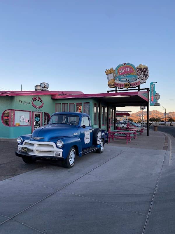Kingman Route 66 Arch - Image 3