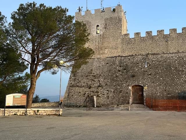 Monforte Castle - Image 1