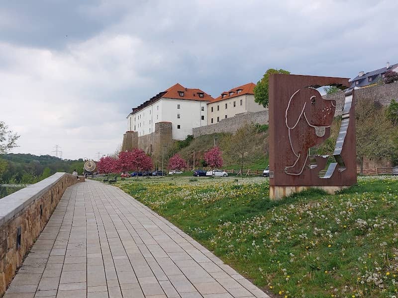Nábřeží Maxipsa Fíka - Image 1