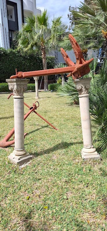 The Old Anchors - Image 1