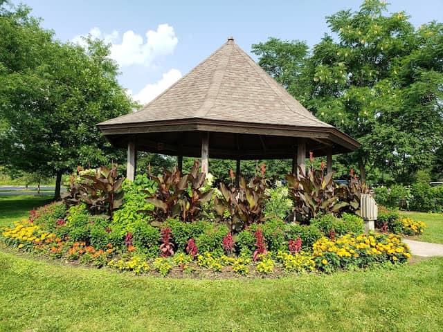 Tri Kappa Gazebo - Image 1