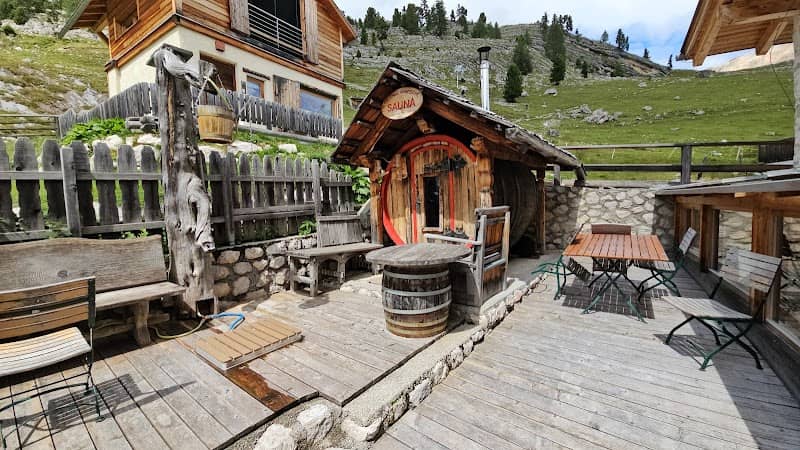 Berghütte Lavarella - Image 1