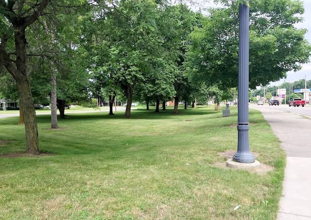 Sunset Park - Image 1