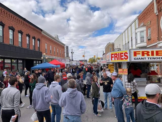 Oak Harbor Apple Festival - Image 1
