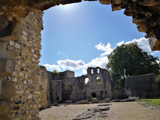 Wolvesey Castle (Old Bishop's Palace) - Image 3
