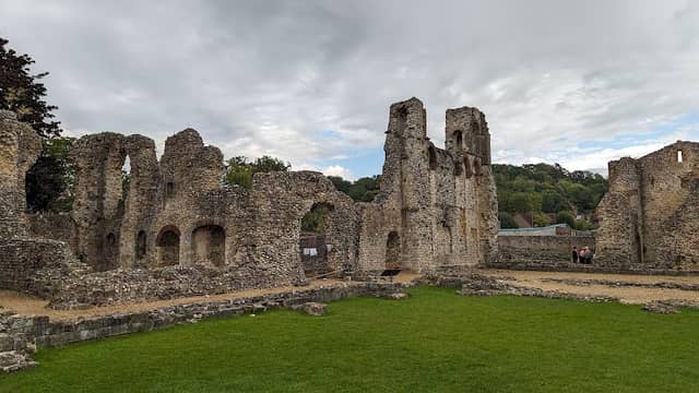 Wolvesey Castle (Old Bishop's Palace) - Image 1