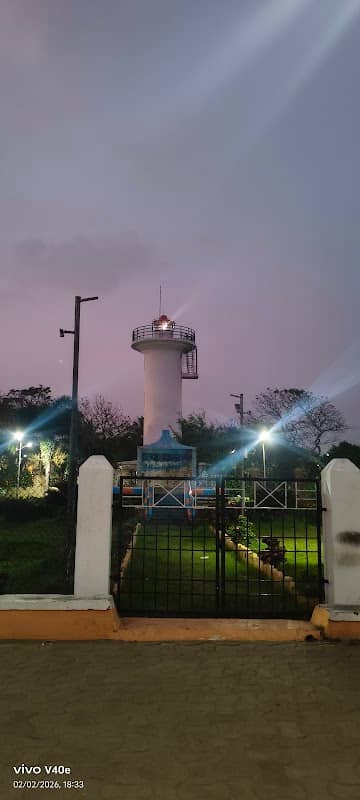 Old Beach Park - Image 2