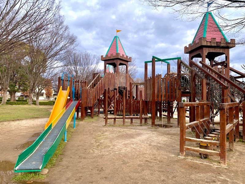 Ihara bank Water-front Park - Image 1
