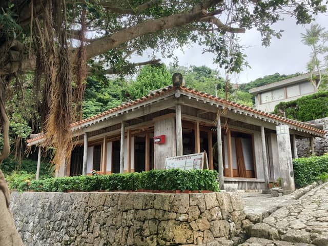 Kanagusiku-murayaa House - Image 1