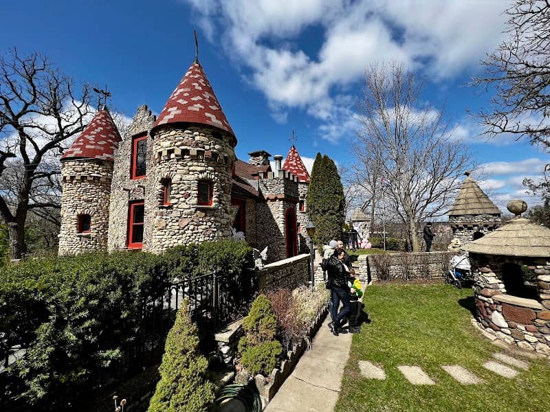 Bettendorf Castle - Image 2