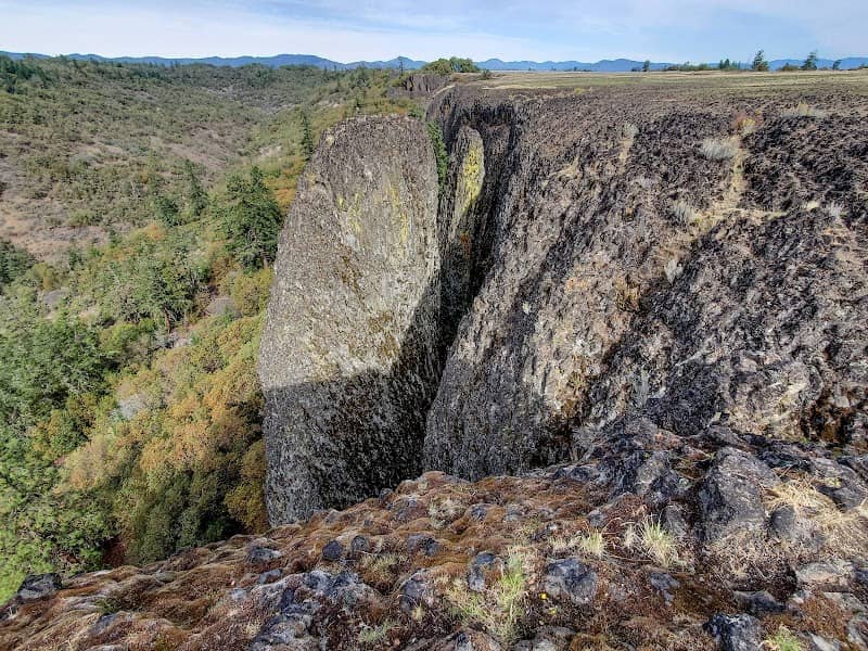 Upper and Lower Table Rock - Image 2