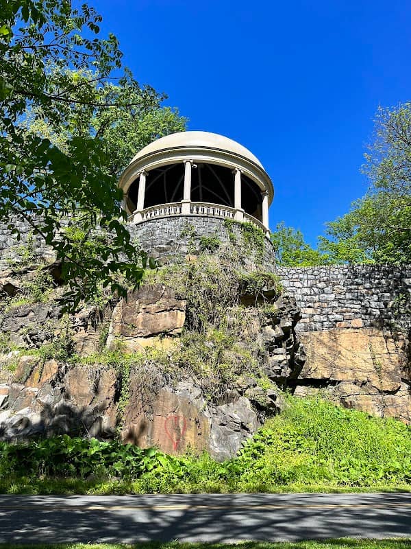 Sugar Bowl Pavilion - Image 2