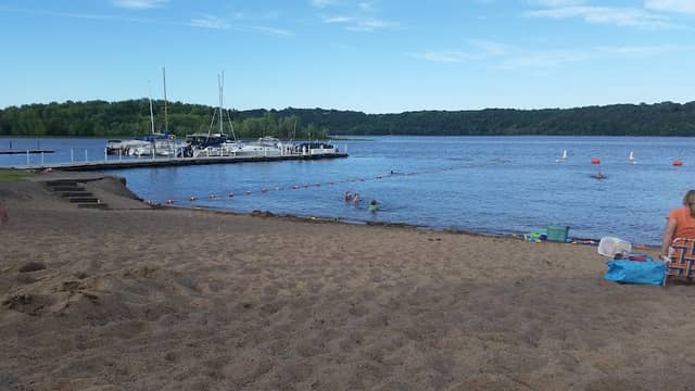 Lakeside Park - Image 1