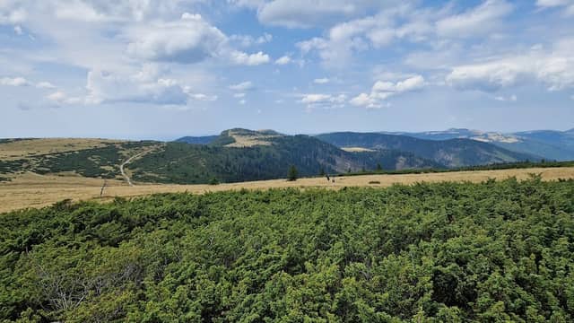 Piatra Arsă - Image 1