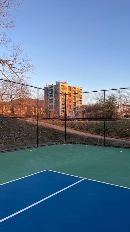 South Avenue Park - Image 2