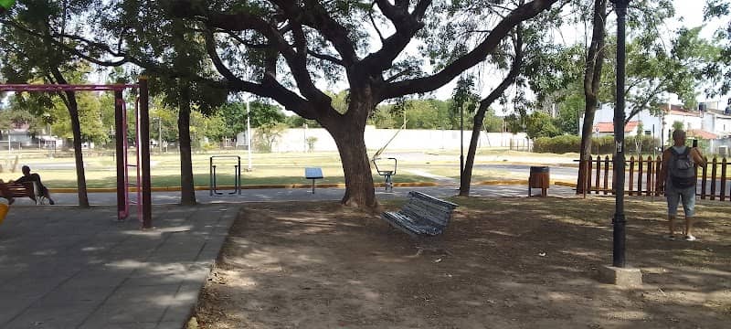 Plaza la Terminal - Mercedes - Image 2