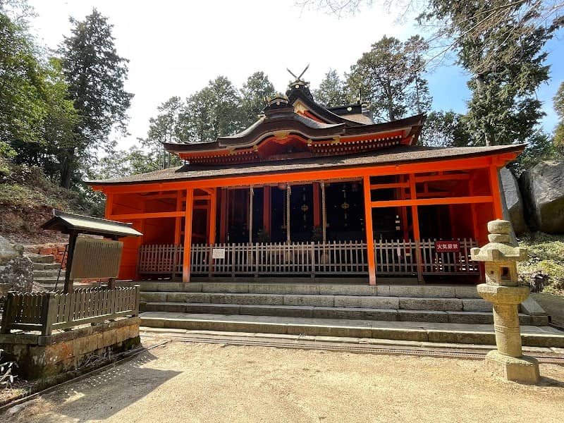 Hando Shrine - Image 1