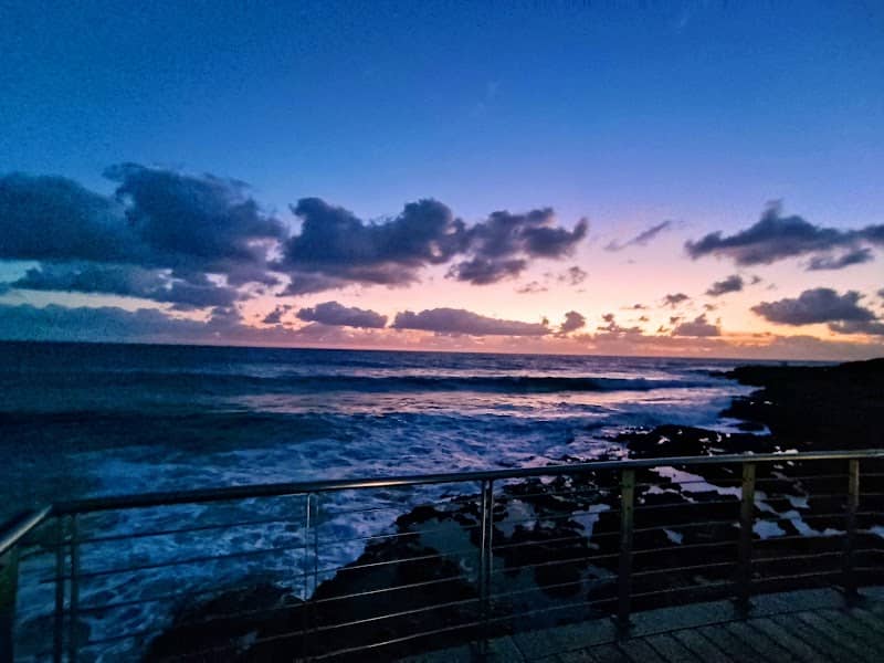 Sunset pier Kato Paphos - Image 3