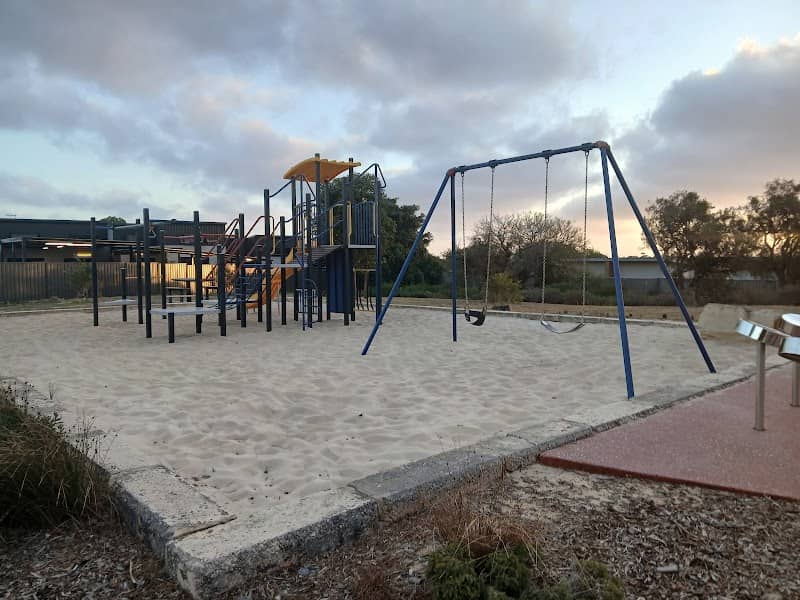 Varris Park - Image 2