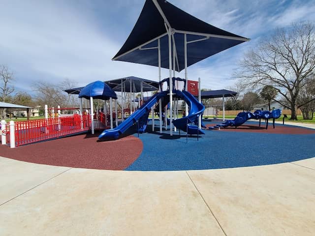 Bauer Park - Image 1