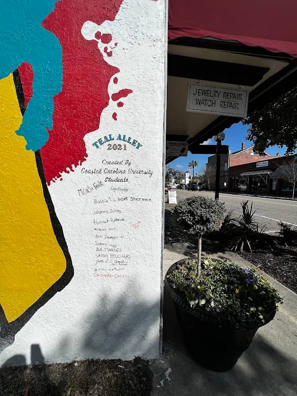 Teal Alley Mural - Image 2