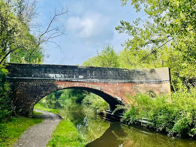 Canal Mile Post - Shardlow 51 & Preston Brook 41 miles - Image 1