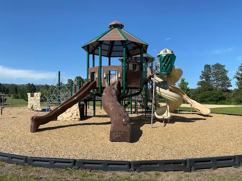 Larkspur Community Park - Image 1