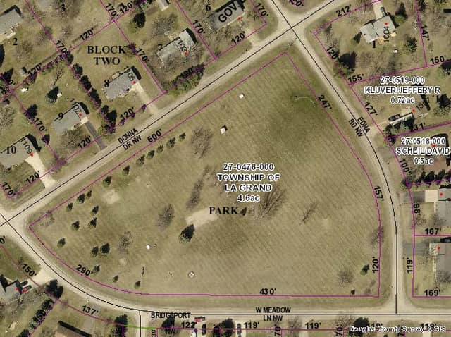 Tabberts Park - Image 1