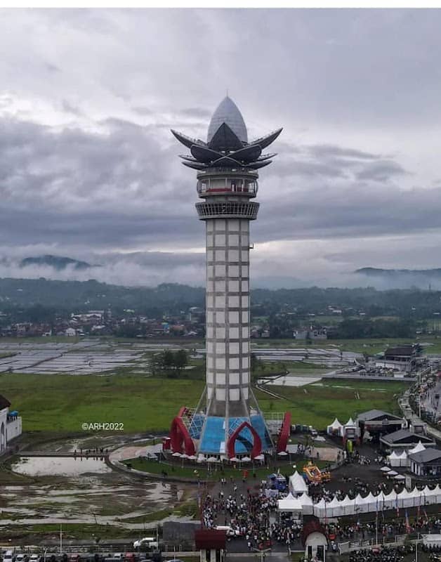 Menara Pandang Teratai - Image 1