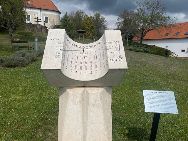 Napóra - Image 1