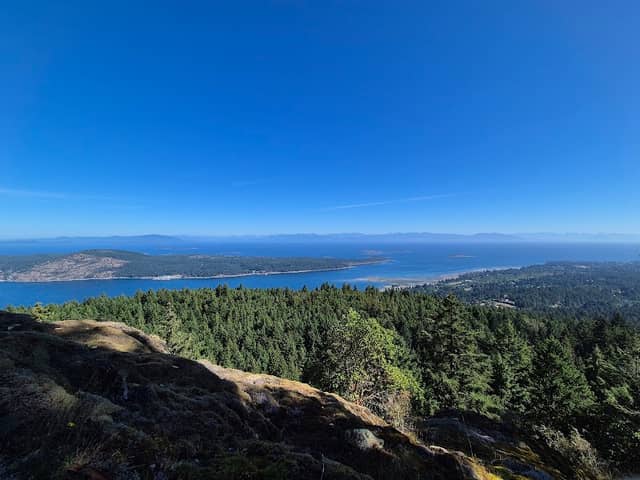 Lantzville Lookout - Image 1
