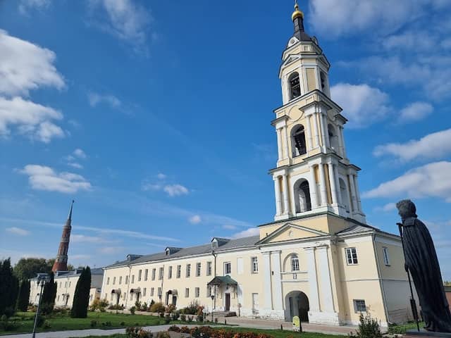Bogoyavlenskiy Staro-Golutvin Muzhskoy Monastyr' - Image 1