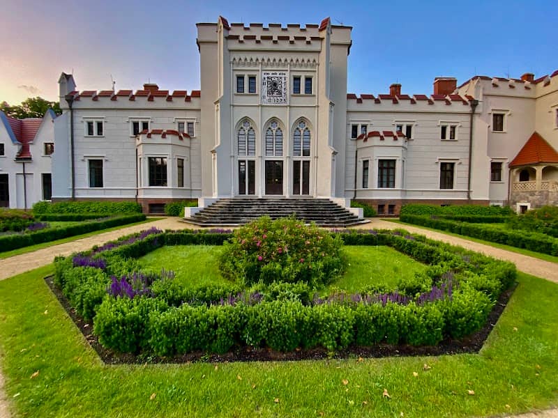 Pałac Radolińskich w Jarocinie - Image 2