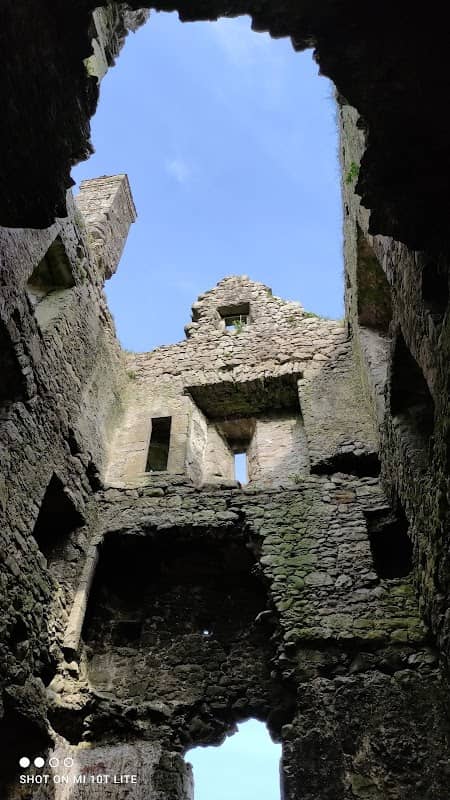 Srah Castle - Image 1