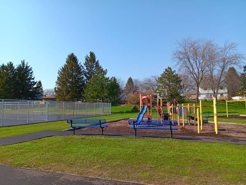 Chapel Hills Park - Image 1
