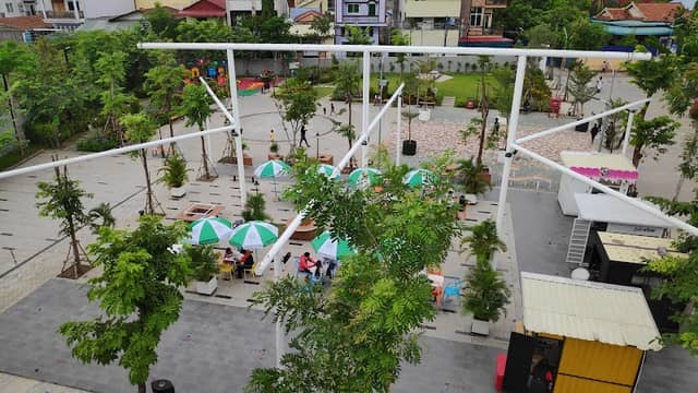 MC PARK - Image 2