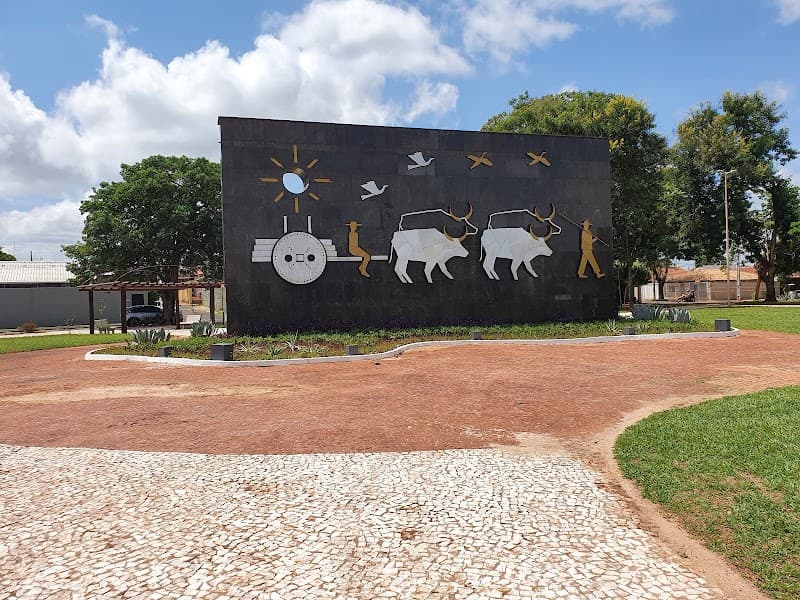 Monumento aos Desbravadores