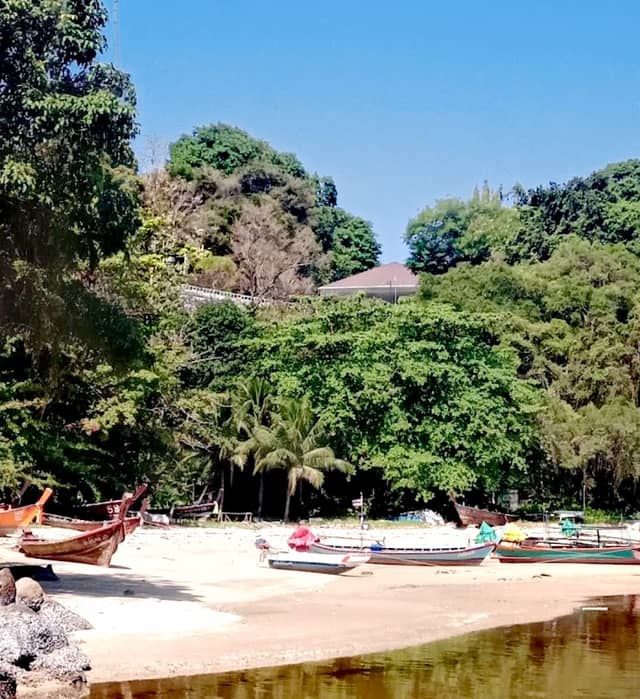 Old fishermen village - Image 2