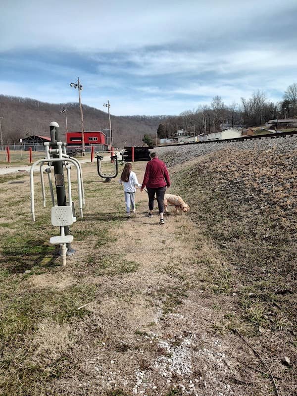 Wayne City Park - Image 1