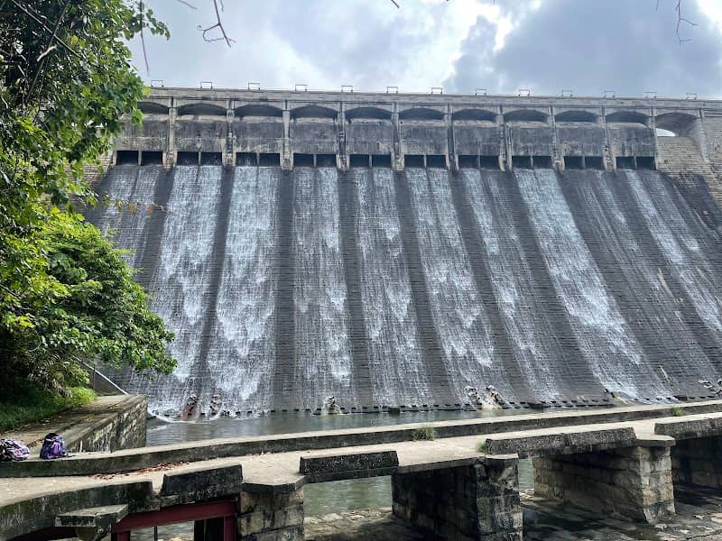 Tai Tam Tuk Reservoir Dam Viewpoint - Image 2